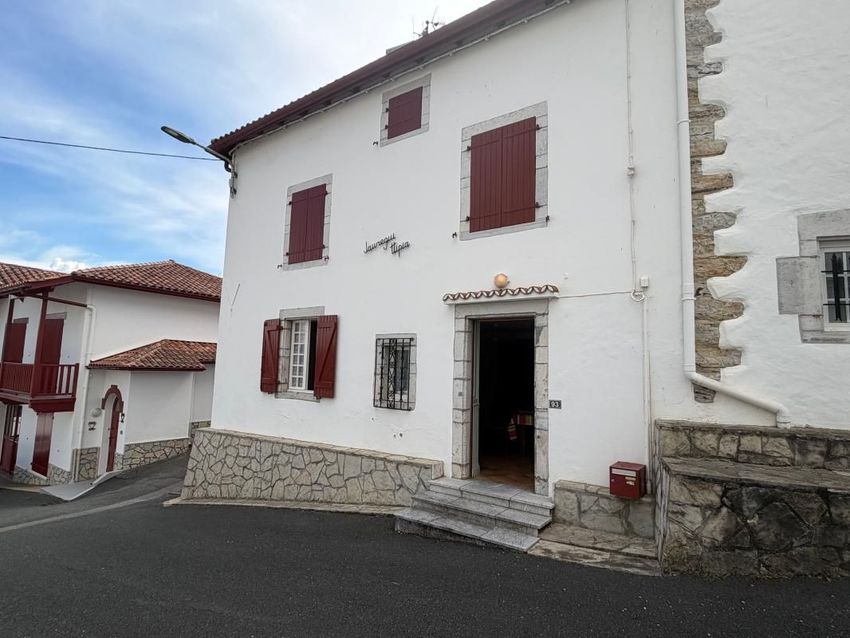 Image Façade à  maison individuelle de Briscous