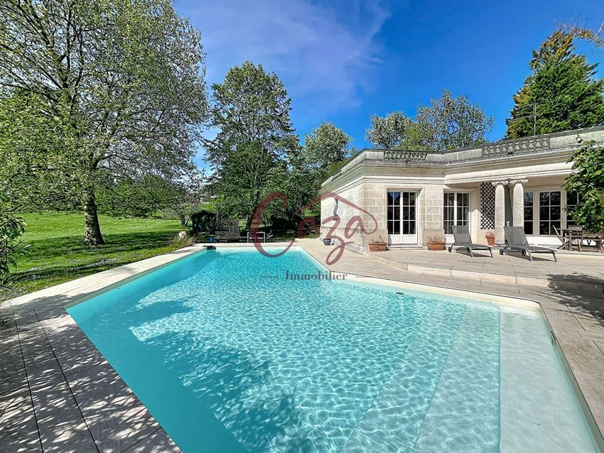 Image Piscine à  maison individuelle de Carignan-de-Bordeaux