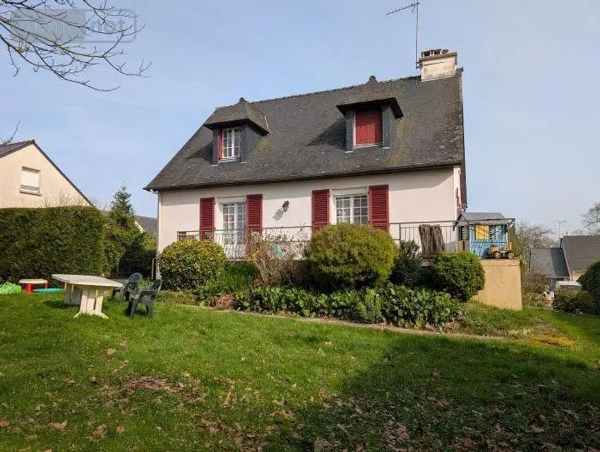 Image Façade à  maison individuelle de Mouazé