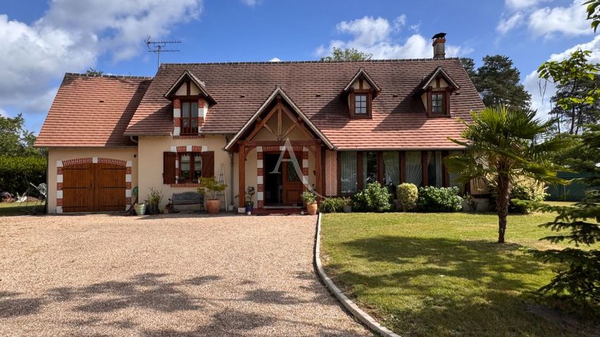 Image Façade à  maison individuelle de La Ferté-Imbault