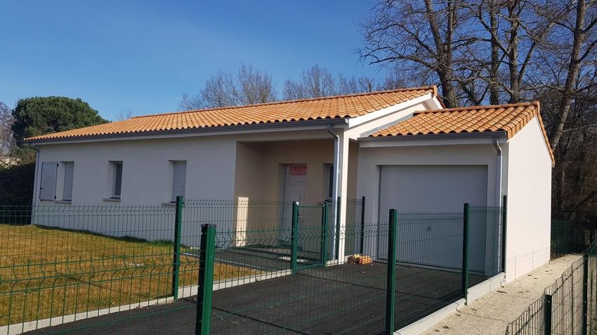 Image Façade à  maison individuelle de Vayres