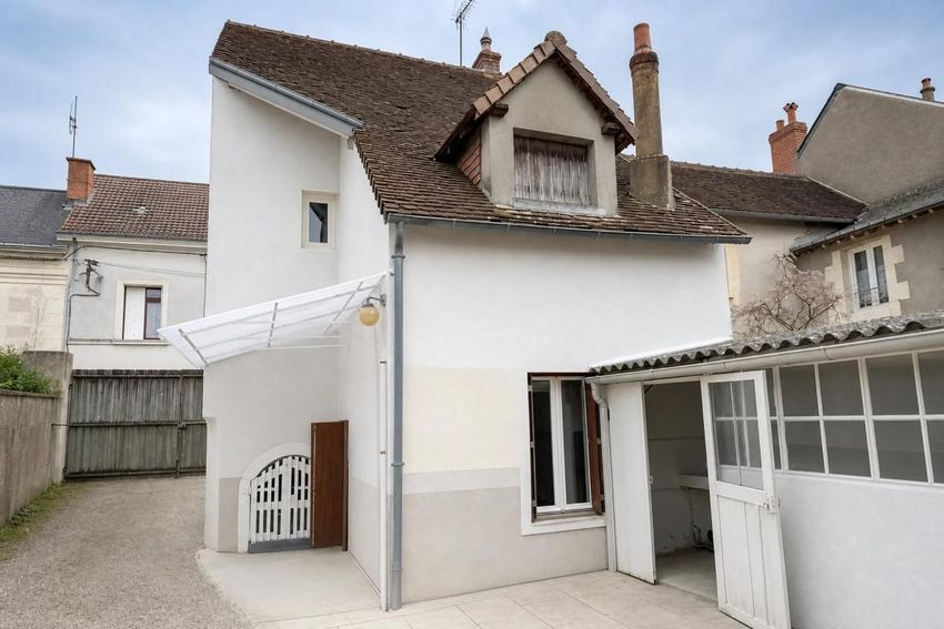 Image Façade à  maison mitoyenne de Descartes