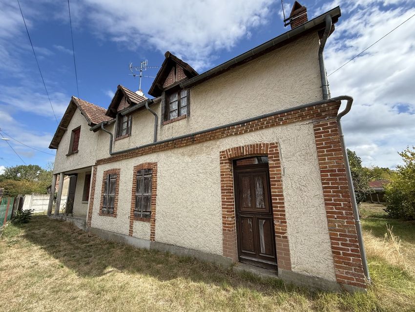 Image Façade à  maison individuelle de Salbris