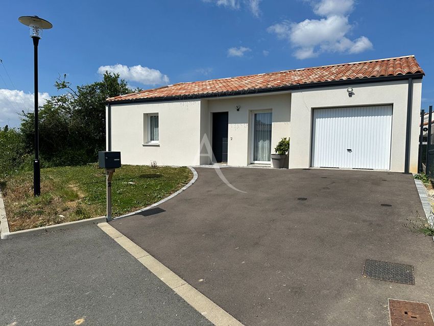 Image Façade à  maison individuelle de Moutiers-les-Mauxfaits