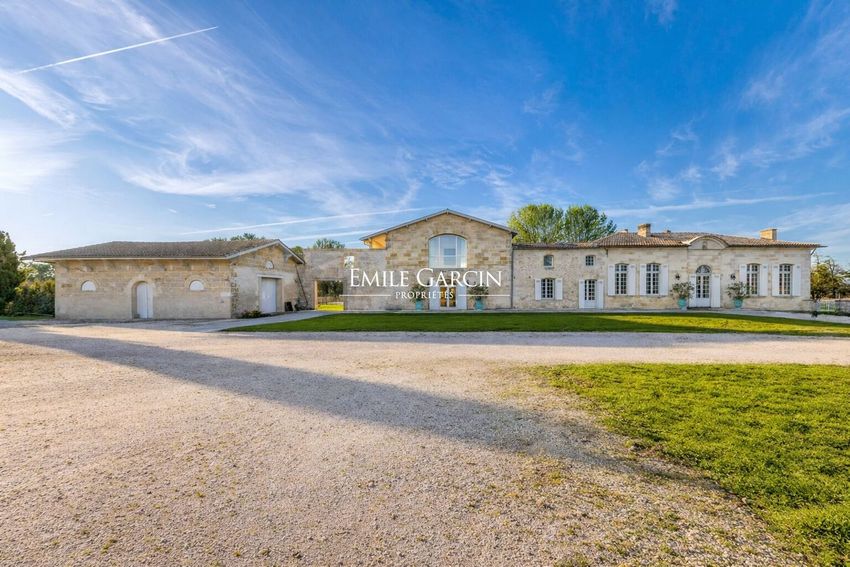 Image Façade à  maison individuelle de Martillac