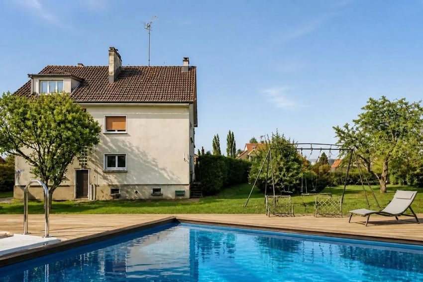 Image Piscine à  maison individuelle de Vincey