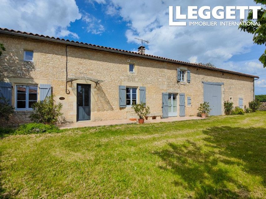 Image Façade à  maison individuelle de Linazay