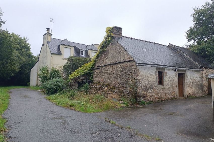 Image Façade à  maison individuelle de Laz