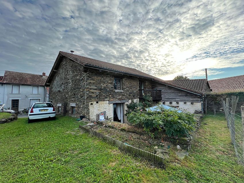 Image Façade à  maison individuelle de Cussac