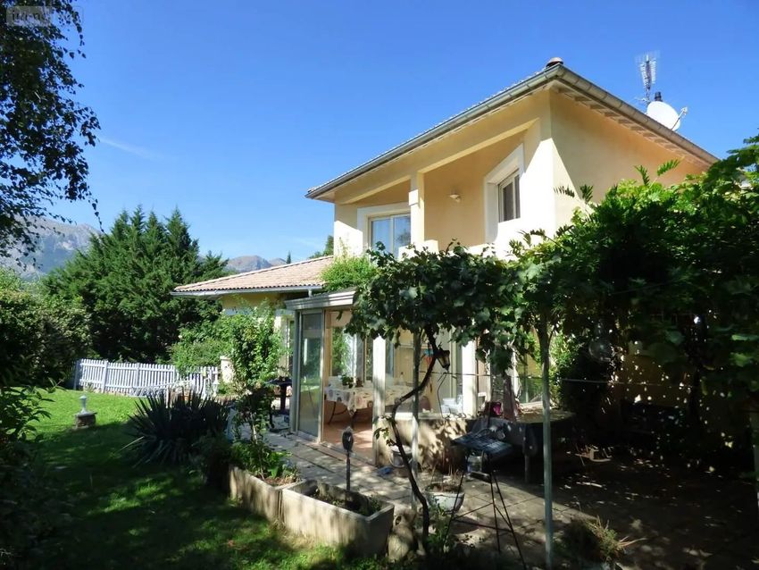 Image Façade à  maison individuelle de Gap