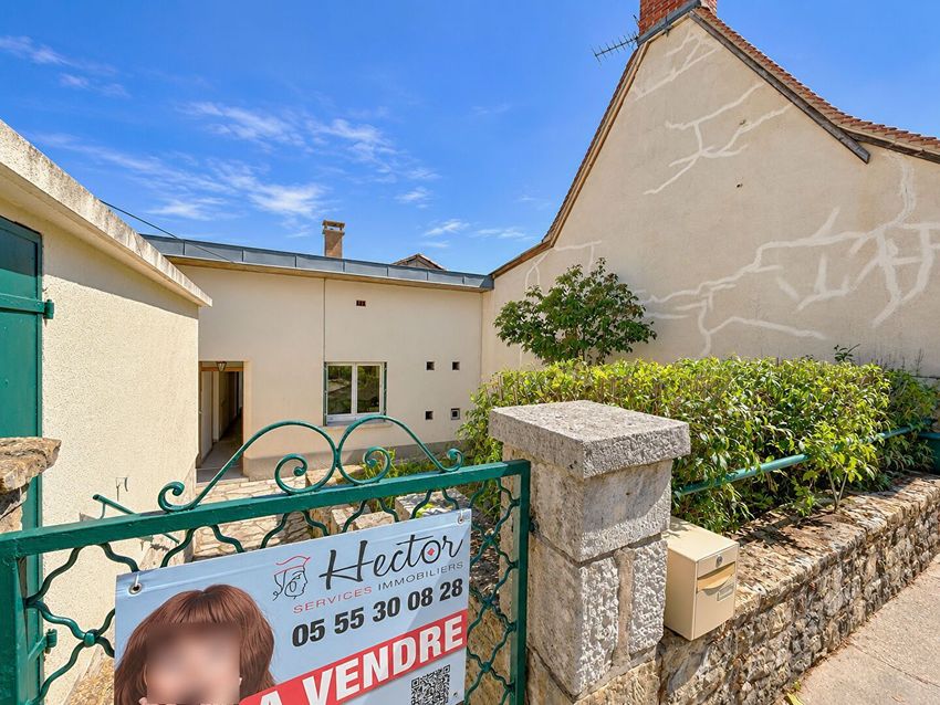 Image Façade à  maison individuelle de Gramat