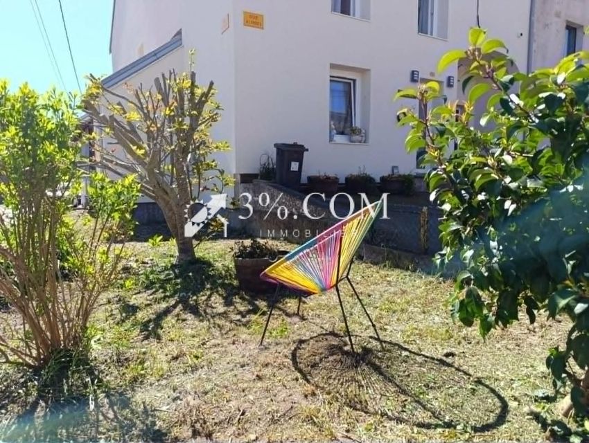 Image de  maison de village à Neufmaisons