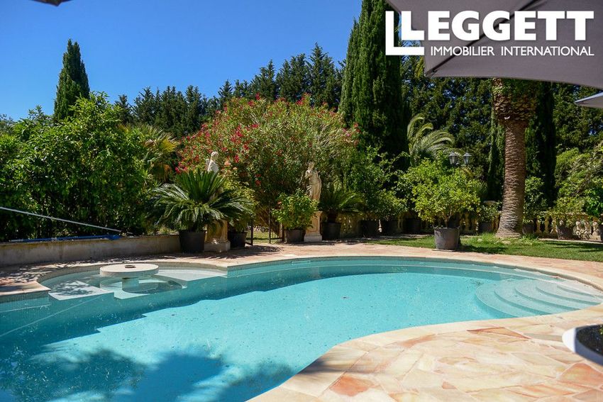 Image Piscine à  propriété agricole de Hyères