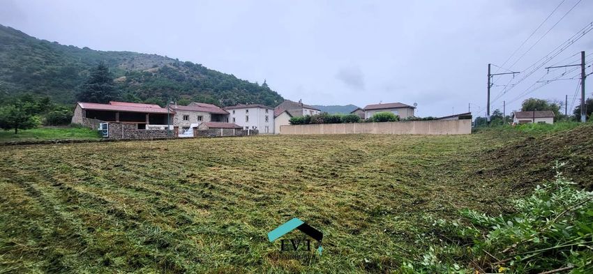 Image de terrain à Sarras
