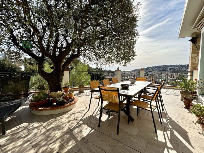 Image Terrasse à  maison individuelle de Nice