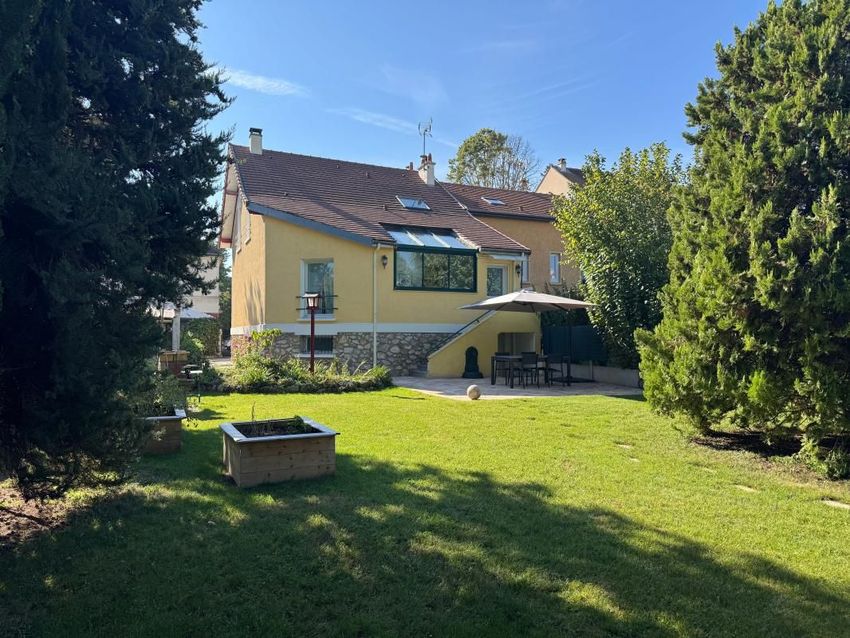Image Façade à  maison individuelle de Massy