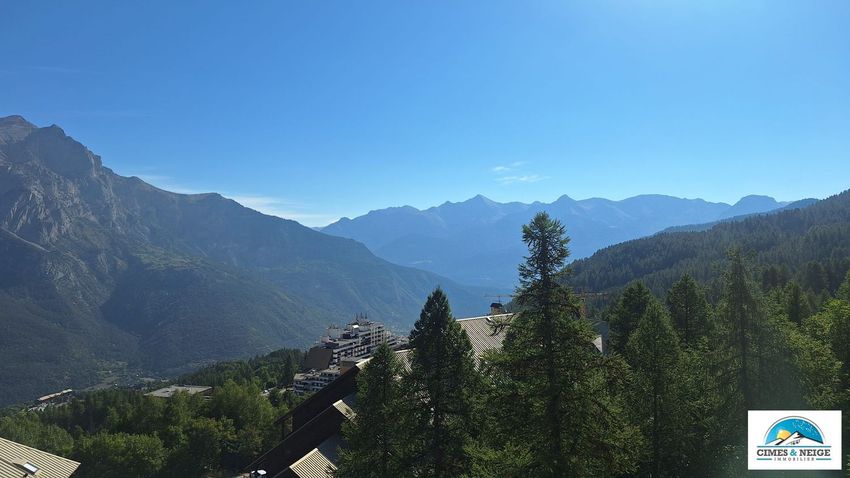 Image Vue à appartement de Résidence Hameau des Ecrins 1009