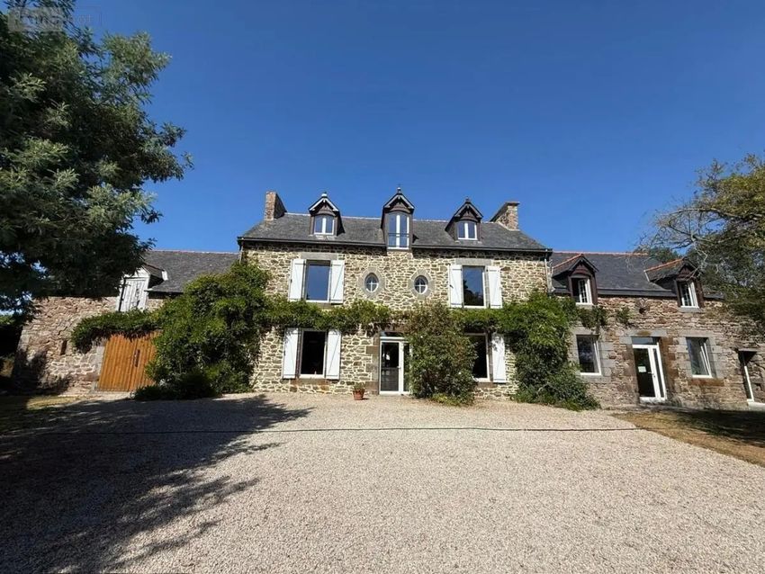 Image Façade à  maison individuelle de Mont-Dol