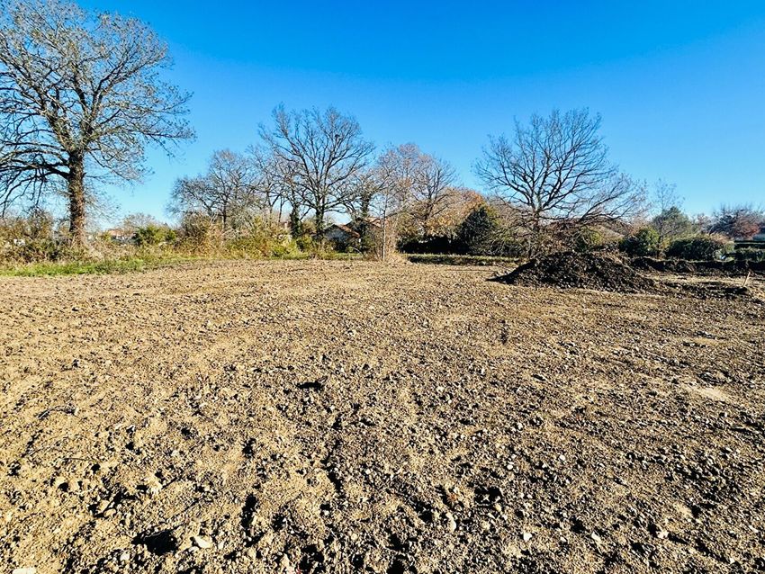 Image de terrain à Grenade-sur-l'Adour