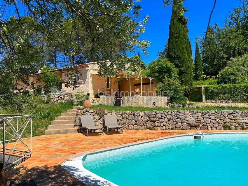 Image Piscine à  maison individuelle de Lorgues