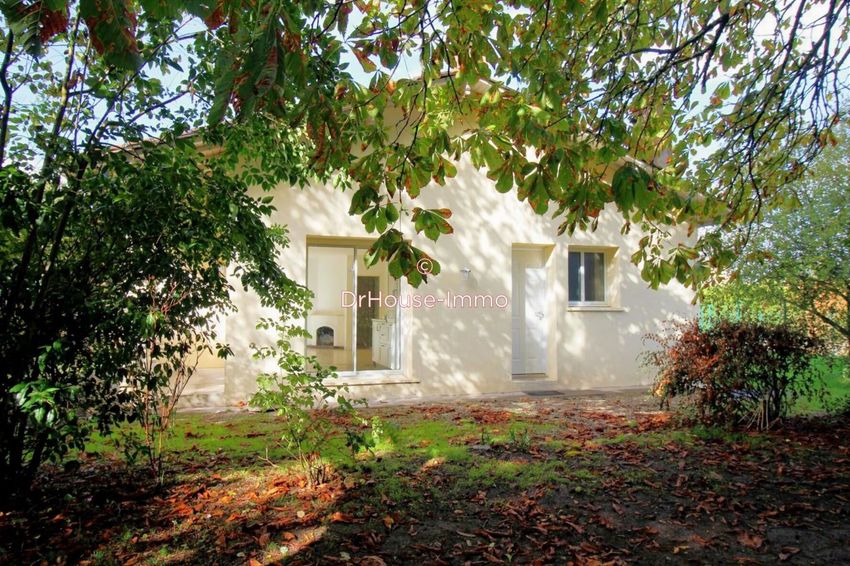 Image Façade à  villa de Saint-Caprais-de-Bordeaux