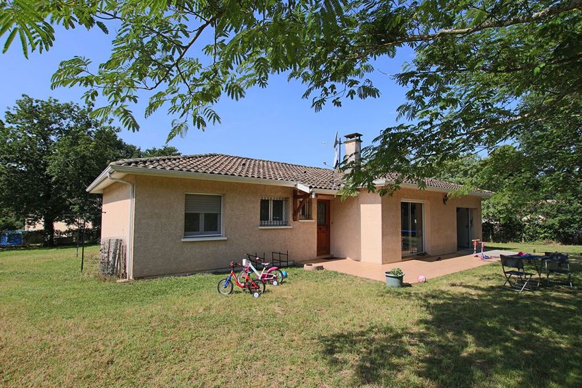 Image Façade à  maison individuelle de Mios