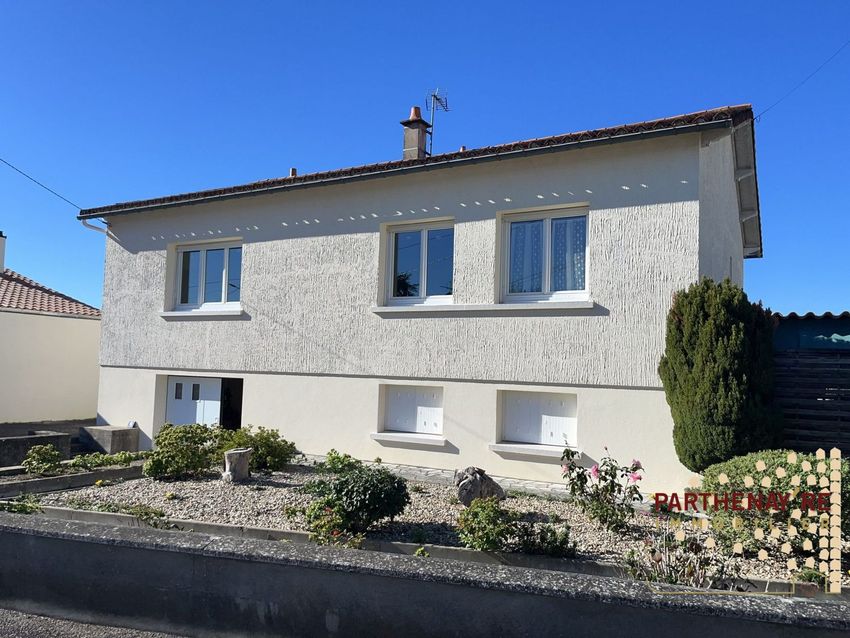 Image Façade à  maison individuelle de Châtillon-sur-Thouet
