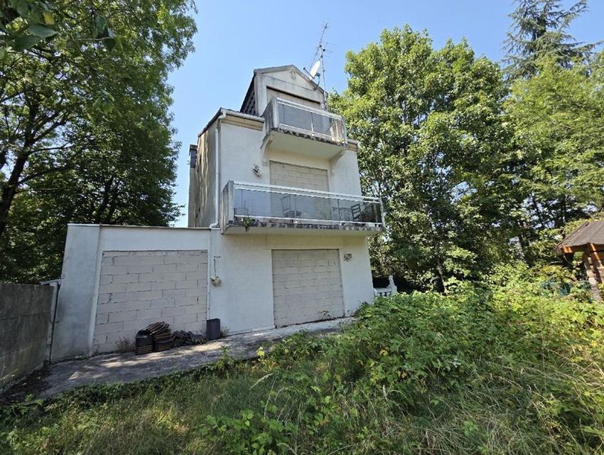 Image Façade à  propriété agricole de Le Perreux-sur-Marne