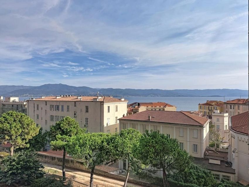 Image Façade à appartement de Ajaccio