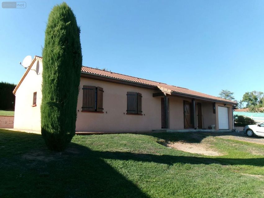 Image Façade à  maison individuelle de Aulhat-Flat
