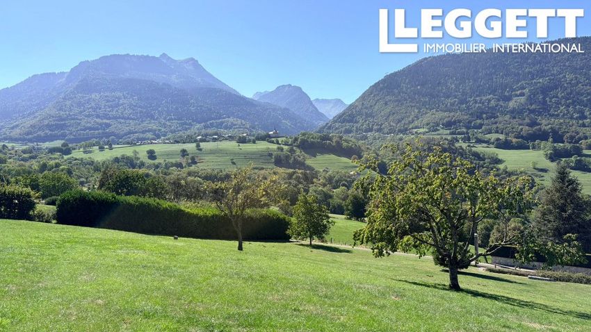 Image Vue à terrain de Faverges-Seythenex