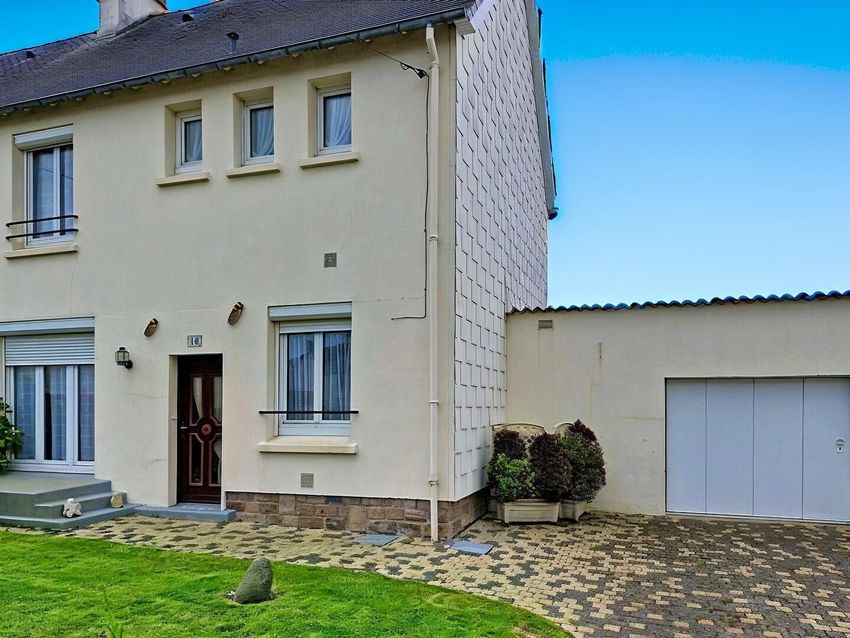 Image Façade à  maison individuelle de Lesneven
