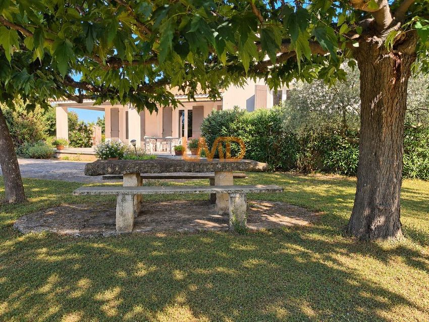 Image Jardin à  propriété agricole de Pernes-les-Fontaines