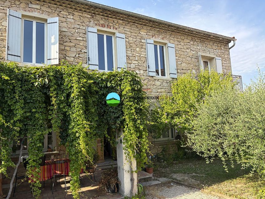 Image Façade à  maison individuelle de Caromb
