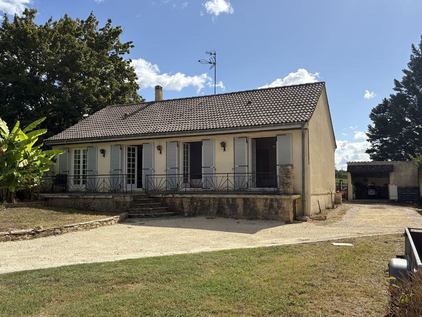 Image Façade à  maison individuelle de Coux et Bigaroque-Mouzens