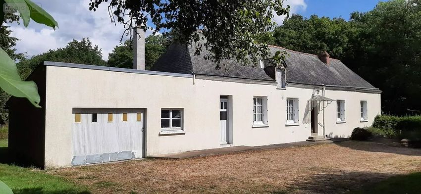 Image Façade à  maison individuelle de Luzillé