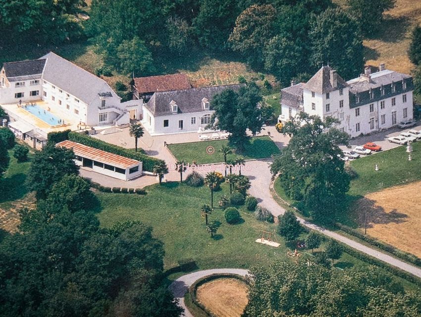Image Façade à  château de Pau