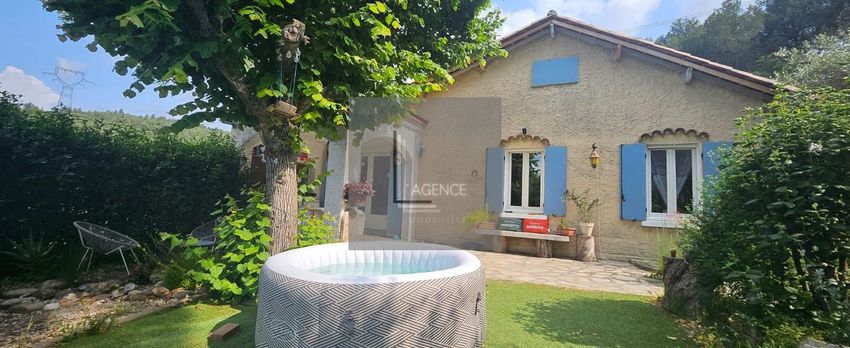 Image Piscine à  maison individuelle de Roquevaire