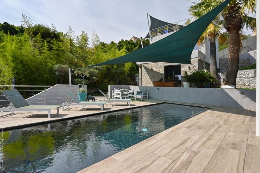 Image Piscine à  maison individuelle de La Crau