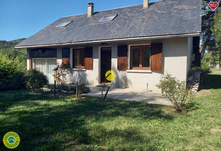 Image Façade à  maison individuelle de Neussargues en Pinatelle