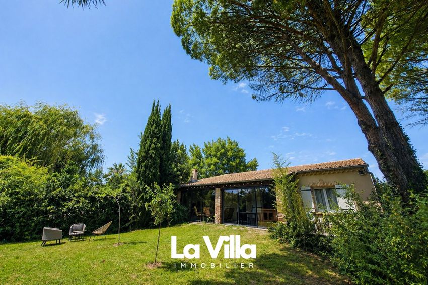 Image Façade à  villa de Entraigues-sur-la-Sorgue