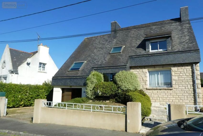 Image Façade à  maison individuelle de Plouigneau