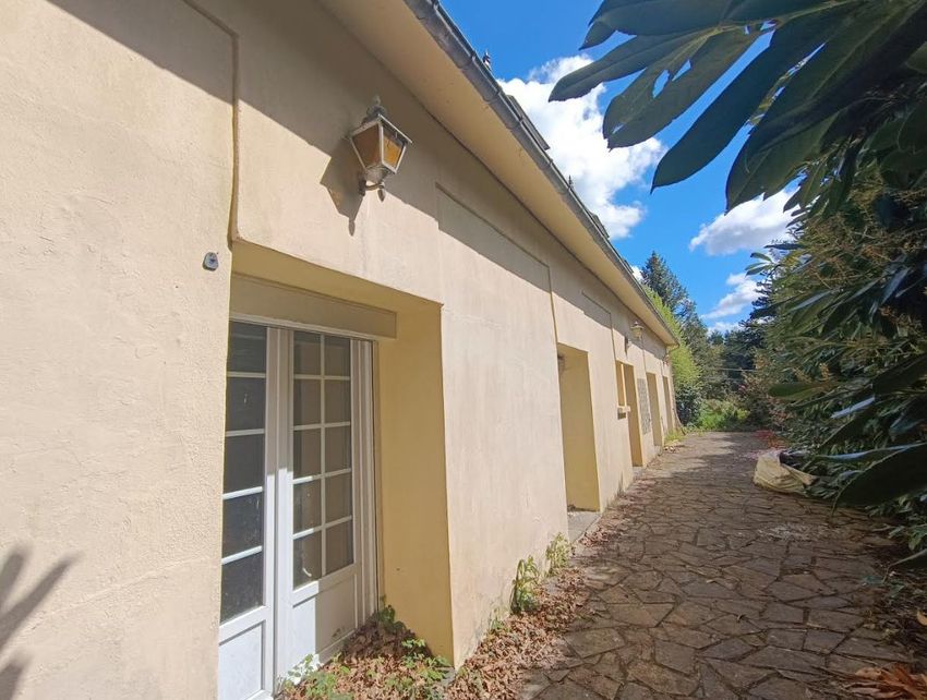Image Façade à  maison individuelle de Plonévez-du-Faou