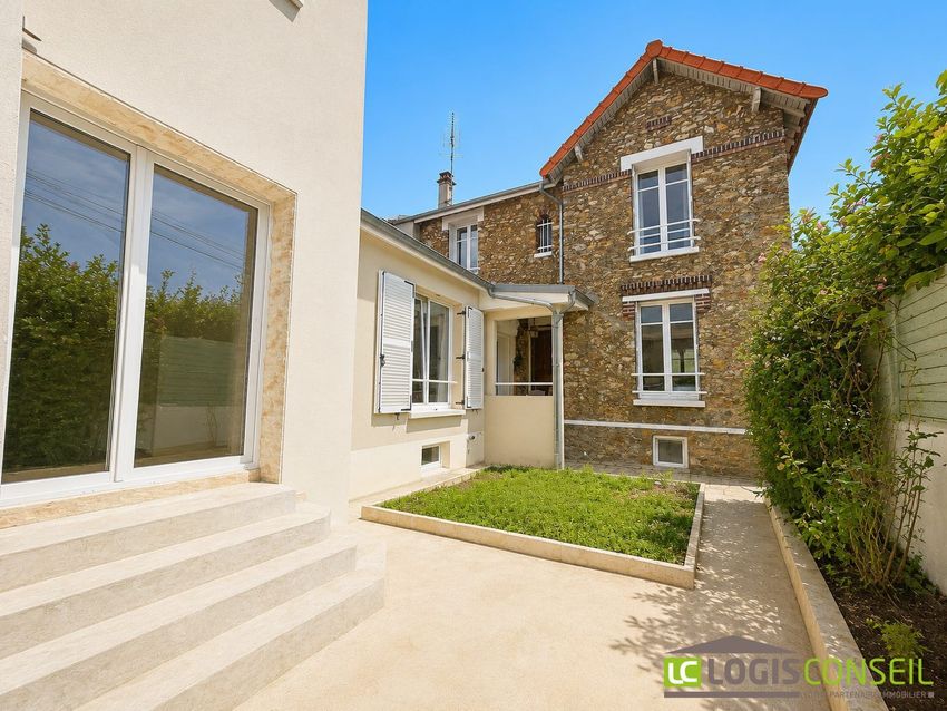 Image Façade à  maison individuelle de 3 Villa béranger