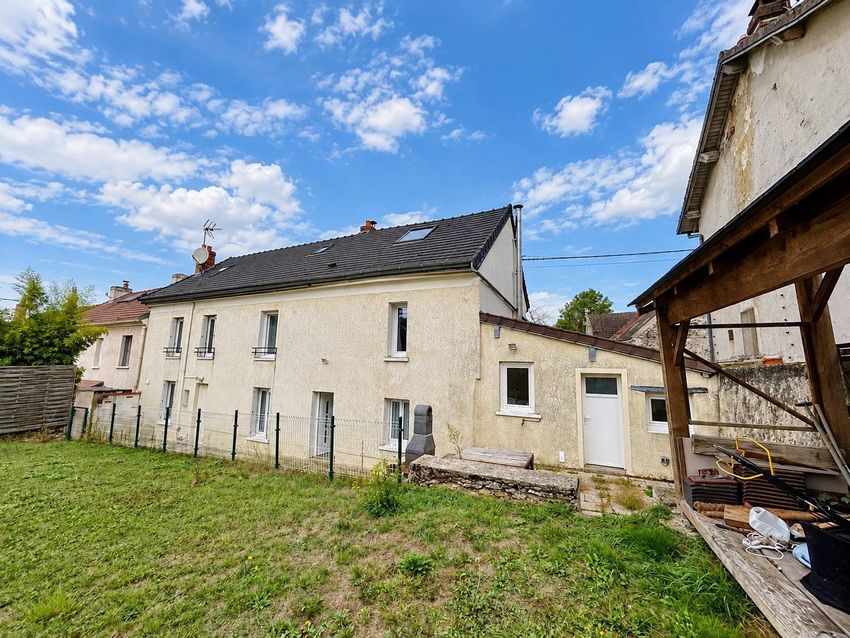 Image Façade à  maison individuelle de Saint-Cyr-sur-Morin