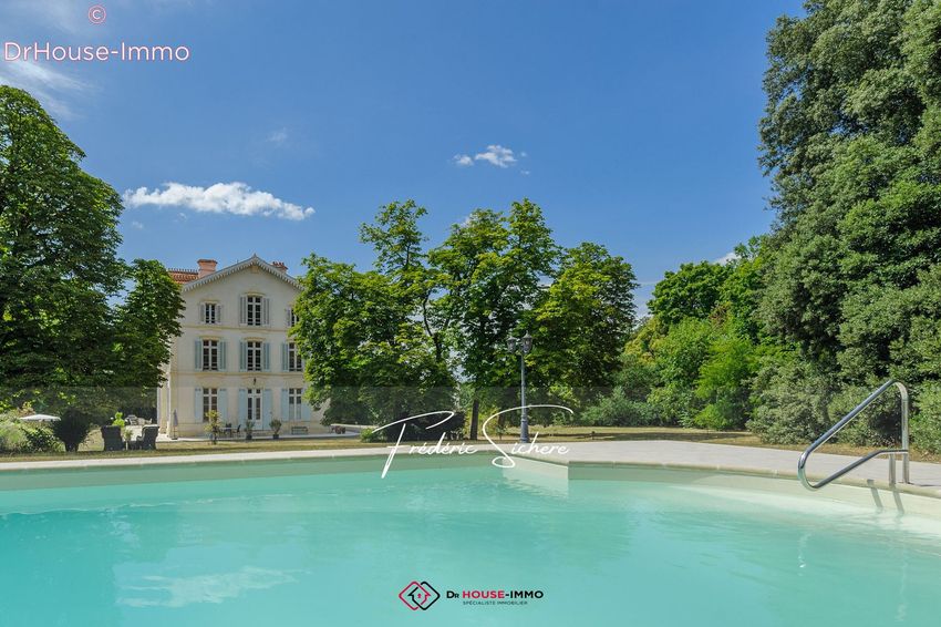Image Piscine à  villa de La Vergne