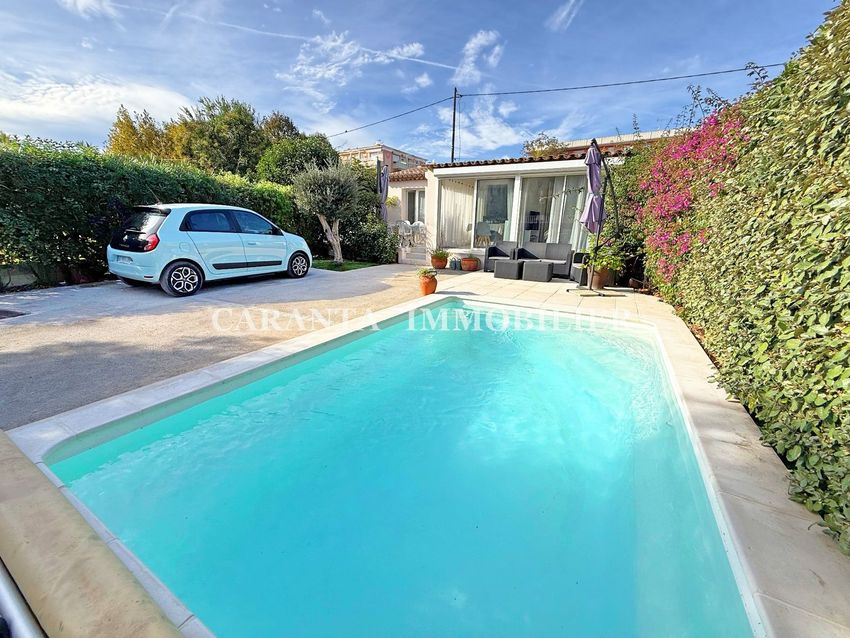 Image Piscine à  maison individuelle de Sainte-Maxime