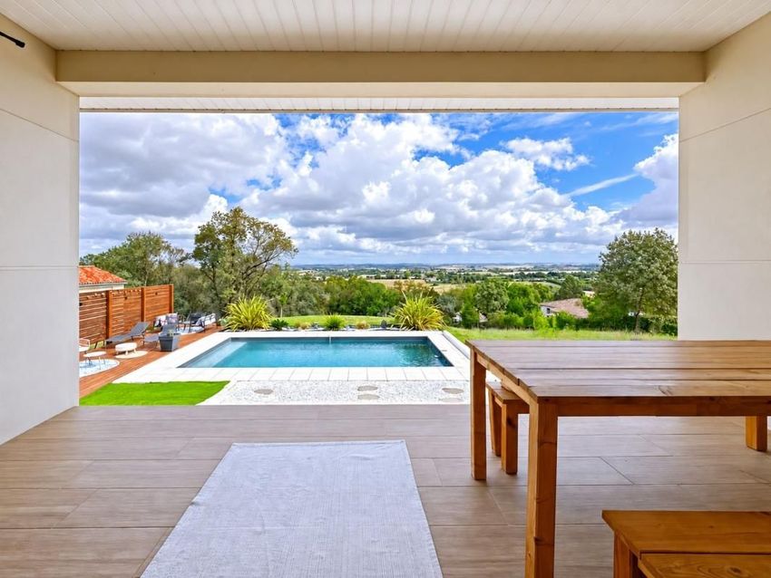 Image Piscine à  maison individuelle de Caraman