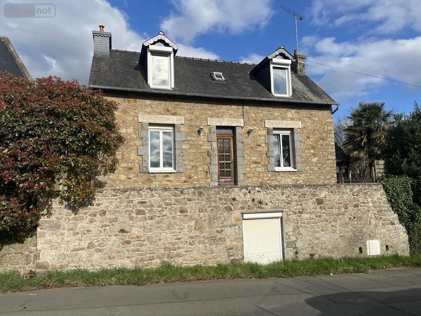 Image Façade à  maison individuelle de Ploumagoar