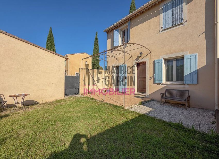 Image Façade à  maison individuelle de Carpentras